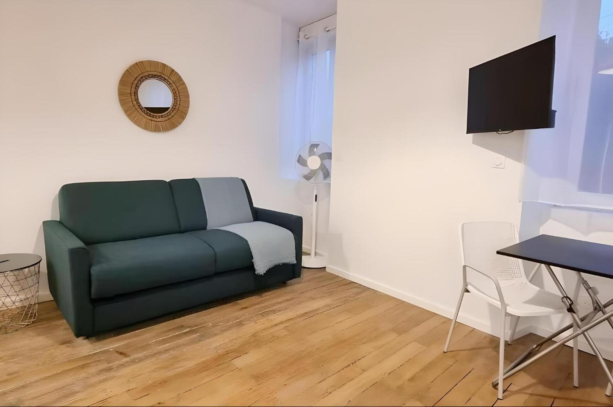 Large Studio Lumineux Et Neuf, Parking Gratuit Châteauroux Zewnętrze zdjęcie
